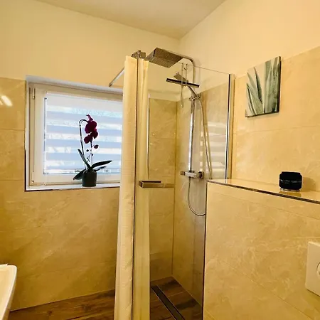 Designer 3 With Terrace & Parking