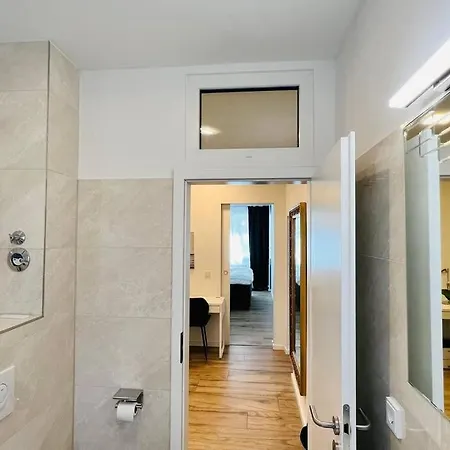 Designer 3 With Terrace & Parking Apartment *