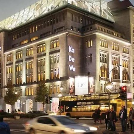 Designer 3 With Terrace & Parking